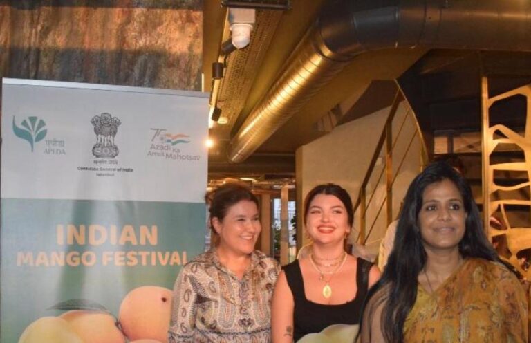 mango festival-3 başarılı kadın